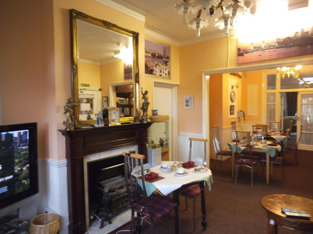 Fountain House Guest house